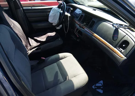 2010 Ford Crown Victoria Police/Police Interceptor from USA, damaged, VIN 2FABP7BV4AX123721